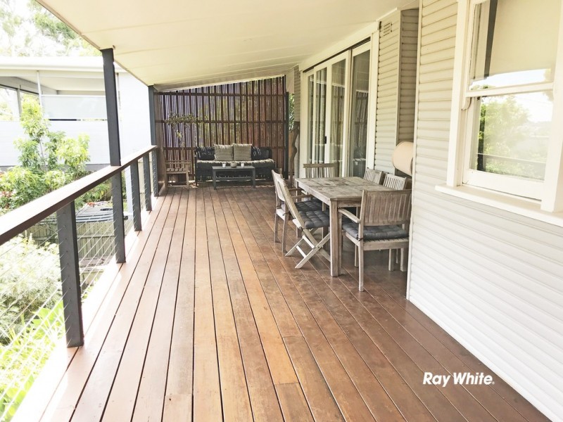 18 Simpson Road, Bundeena NSW 2230