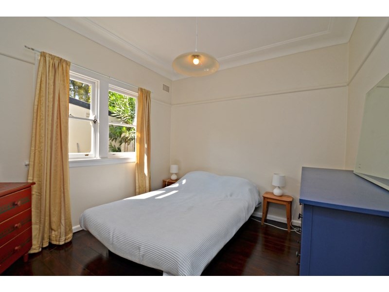 18 Simpson Road, Bundeena NSW 2230