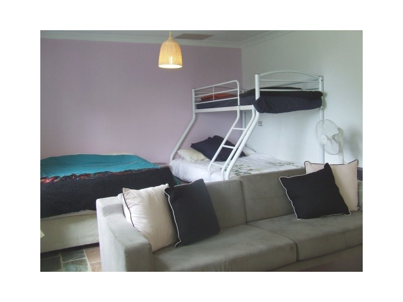 1 Eric Street, Bundeena NSW 2230