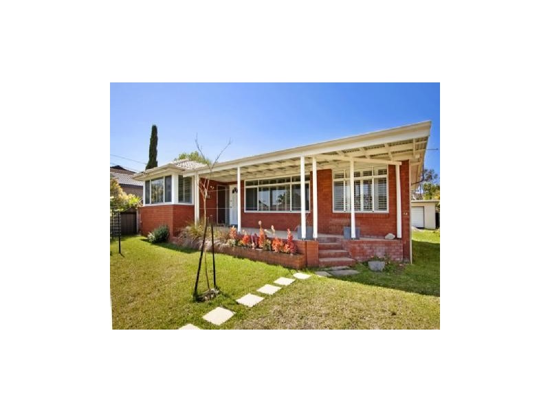 8 Beachcomber Avenue, Bundeena NSW 2230