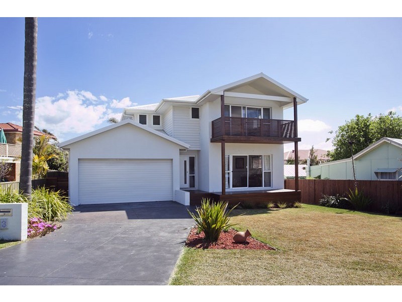 3 Bernie Street, Bundeena NSW 2230