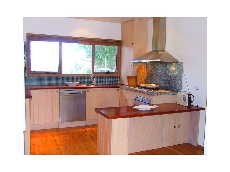 19 Kerr Avenue, Bundeena NSW 2230