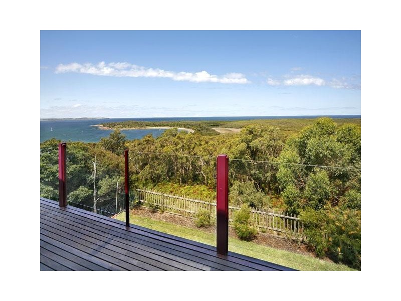 18 Eric Street, Bundeena NSW 2230