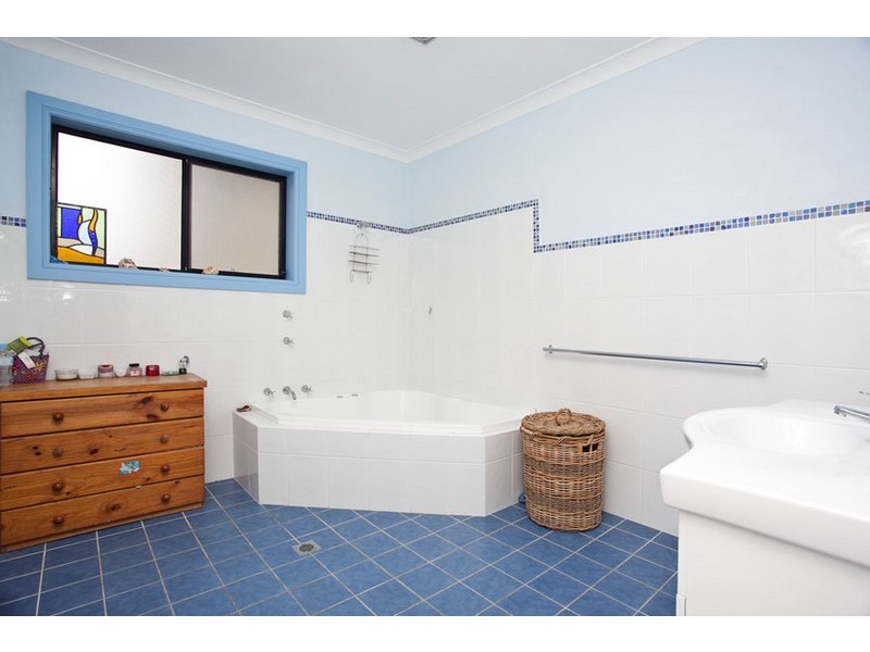 27 Loftus Street, Bundeena NSW 2230