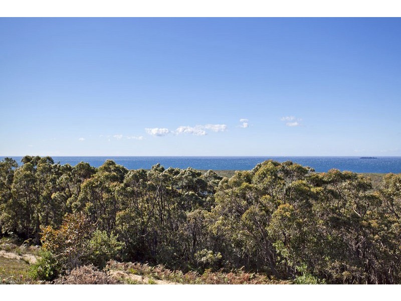 100 Eric Street, Bundeena NSW 2230