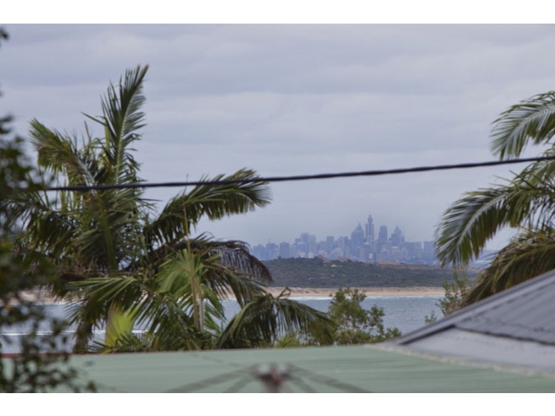 22 Baker Street, Bundeena NSW 2230