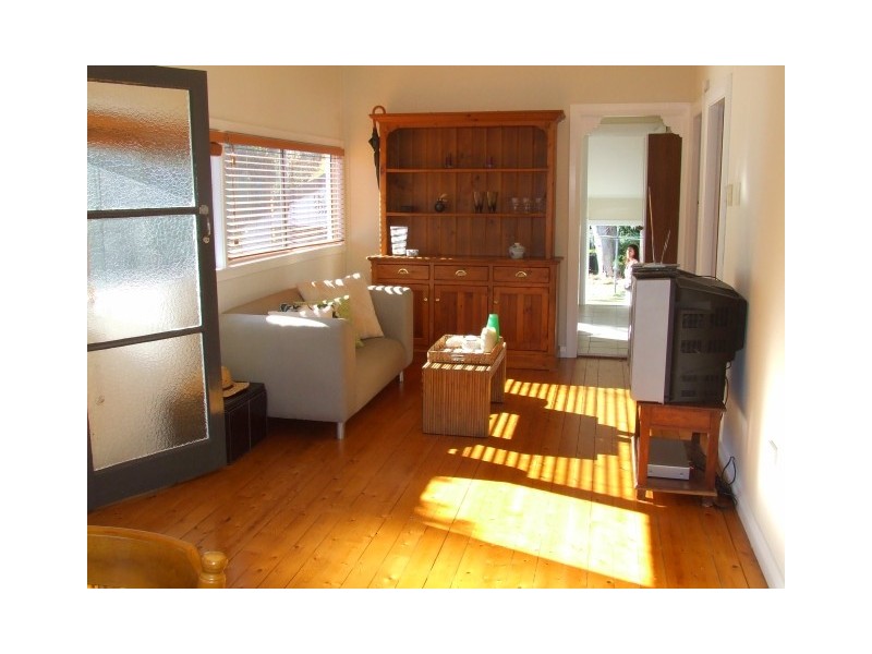 28 Loftus Street, Bundeena NSW 2230