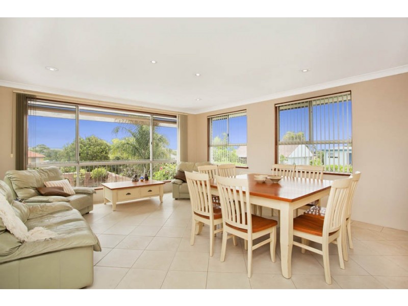 1 Beachcomber Avenue, Bundeena NSW 2230