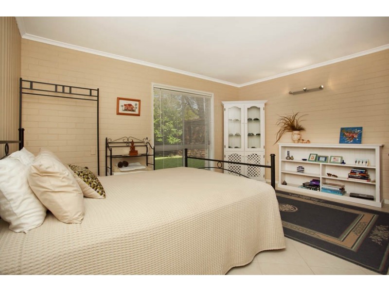 1 Beachcomber Avenue, Bundeena NSW 2230