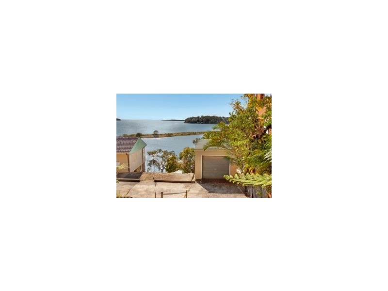 9 Pacific Crescent, Maianbar NSW 2230