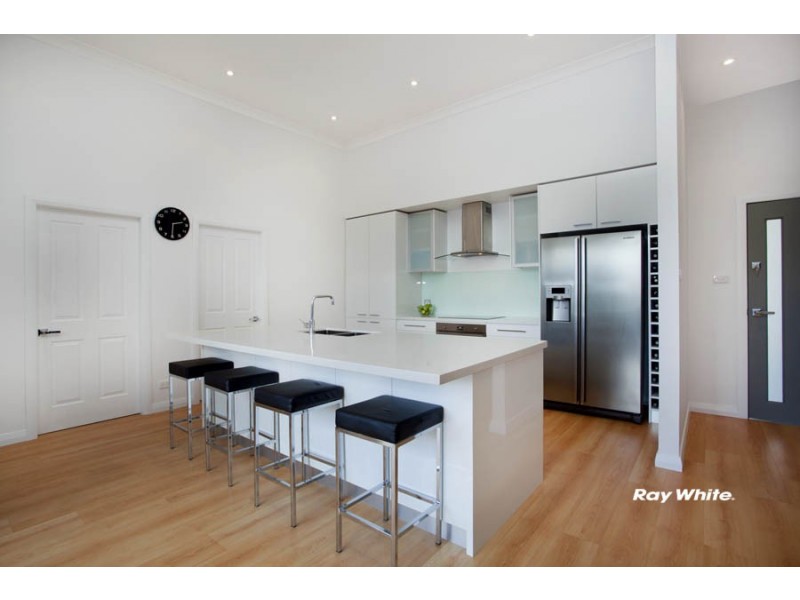 7 Scarborough Street, Bundeena NSW 2230