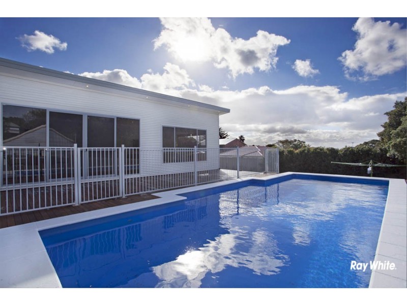 7 Scarborough Street, Bundeena NSW 2230