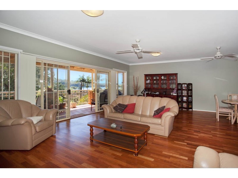 2/50 Pacific Crescent, Maianbar NSW 2230