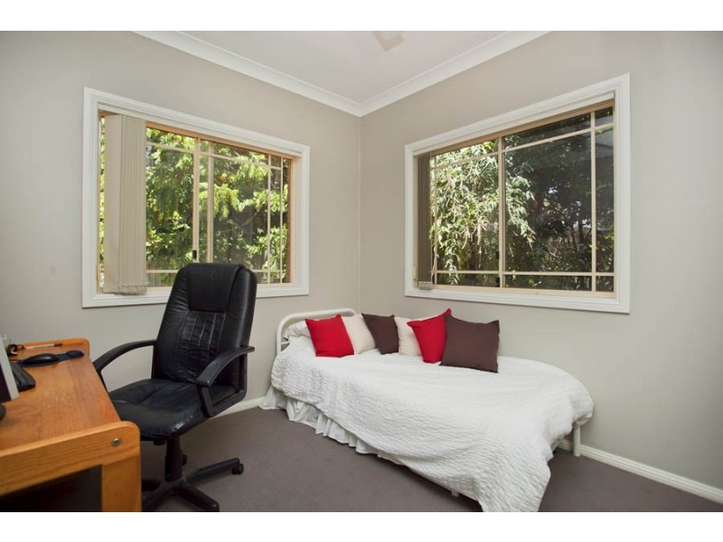 2/50 Pacific Crescent, Maianbar NSW 2230
