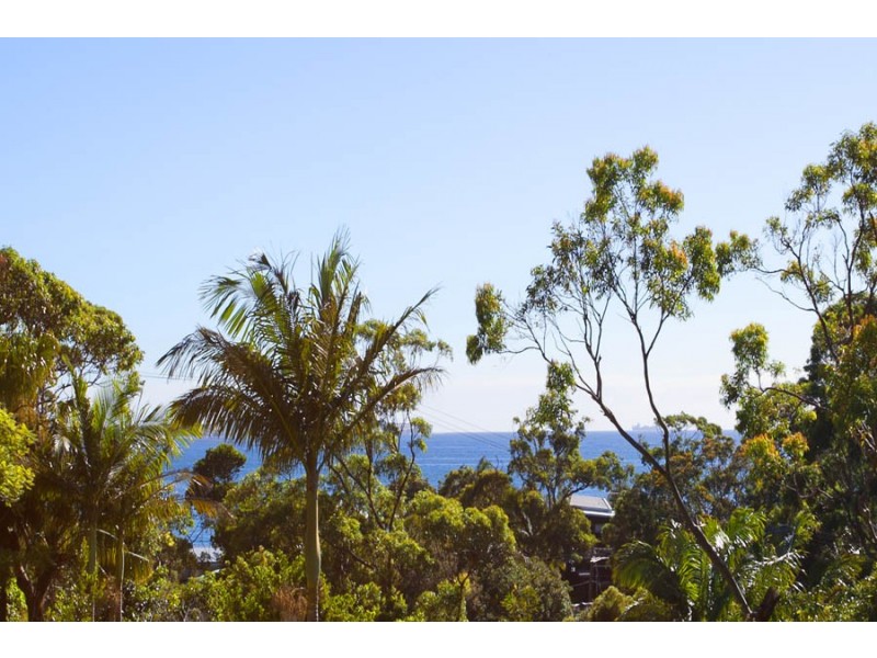 28 Short Avenue, Bundeena NSW 2230
