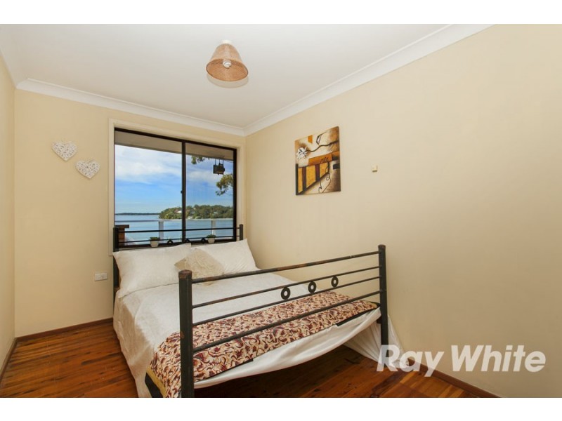 15 Pacific Crescent, Maianbar NSW 2230