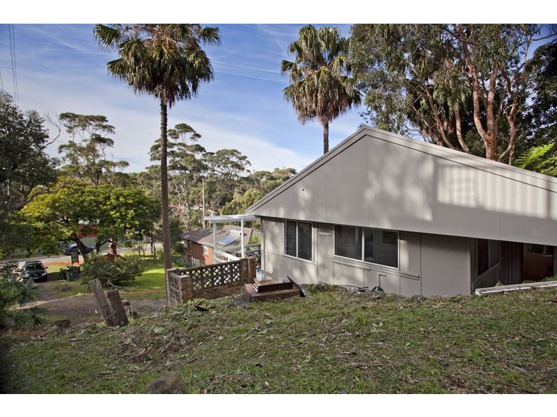 18 Short Avenue, Bundeena NSW 2230