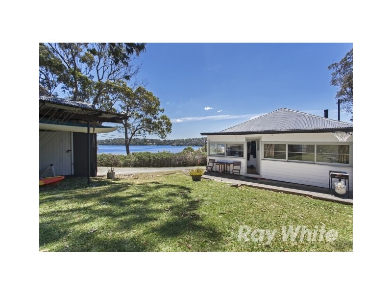 56 Pacific Crescent, Maianbar NSW 2230