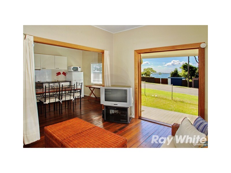 10 Neil Street, Bundeena NSW 2230