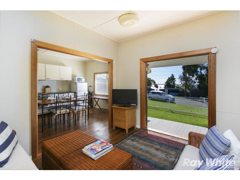 10 Neil Street, Bundeena NSW 2230