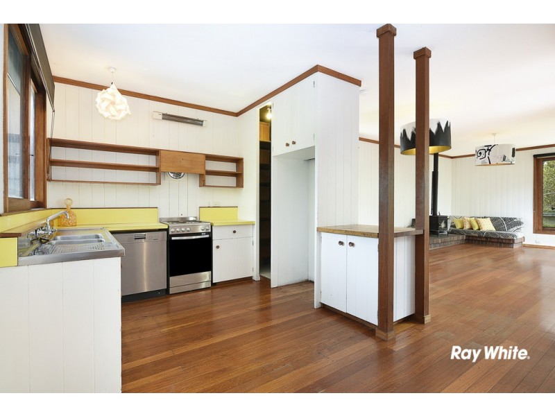 2 Kerr Avenue, Bundeena NSW 2230