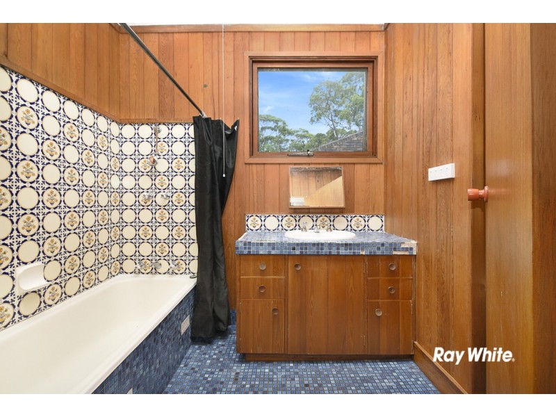 2 Kerr Avenue, Bundeena NSW 2230