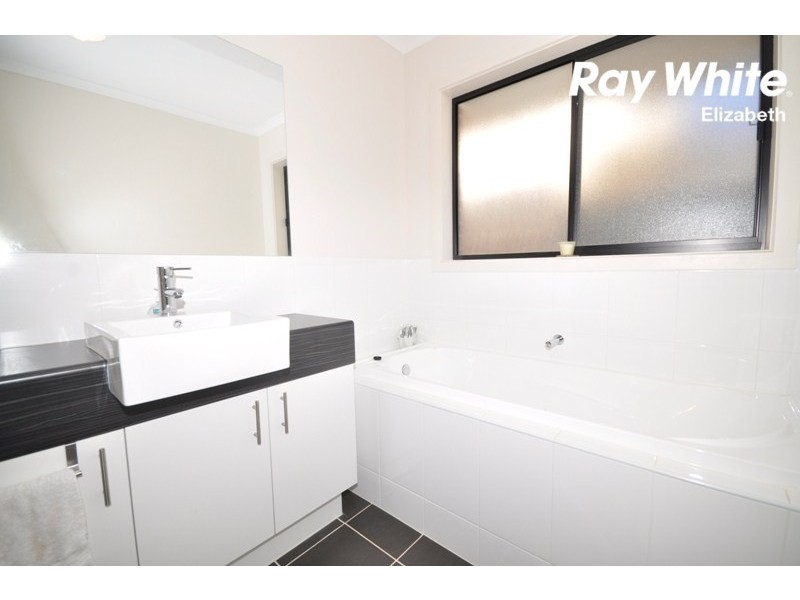 40 Greentree Boulevard, Paralowie SA 5108