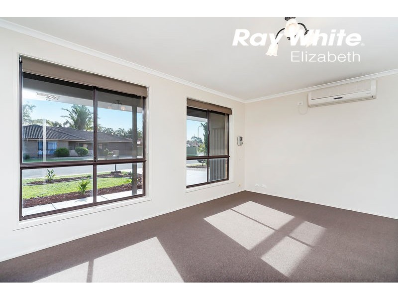 4 Federation Way, Andrews Farm SA 5114