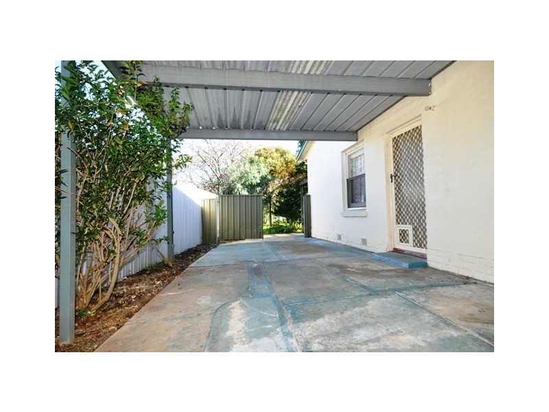42 Jeffries Road, Elizabeth South SA 5112