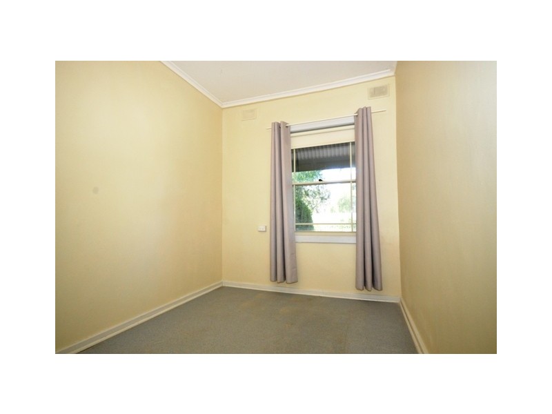 42 Jeffries Road, Elizabeth South SA 5112