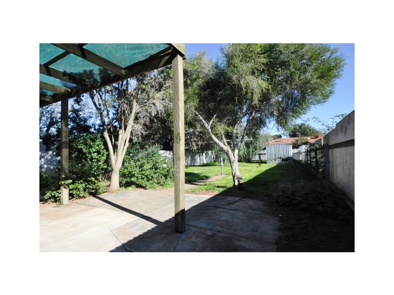 42 Jeffries Road, Elizabeth South SA 5112