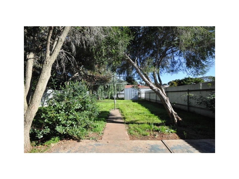 42 Jeffries Road, Elizabeth South SA 5112