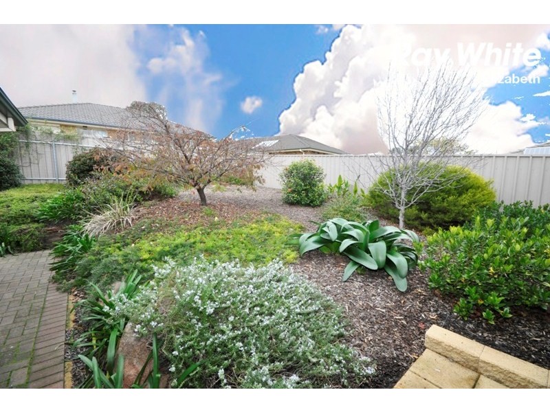 3 Marlborough Cl, Hillbank SA 5112