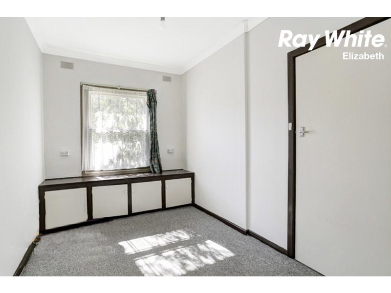 12 Larkhill Rd, Elizabeth North SA 5113