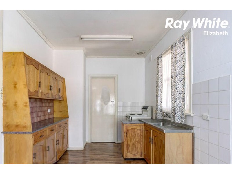 12 Larkhill Rd, Elizabeth North SA 5113