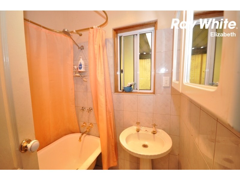 23 Goodman Road, Elizabeth South SA 5112