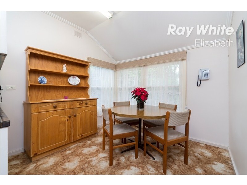 17 Bloomfield Crescent, Elizabeth Downs SA 5113