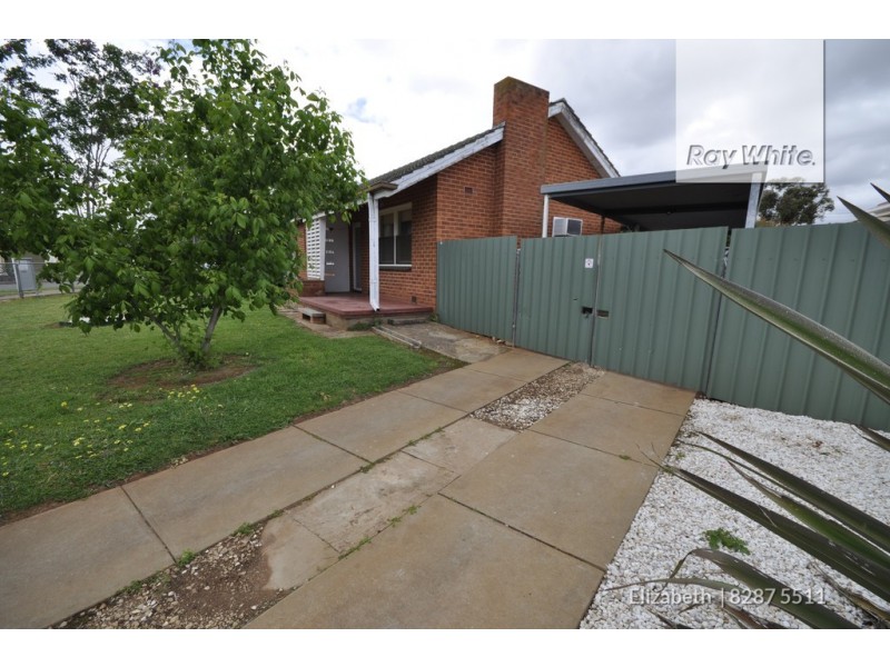 11 Clapton Street, Elizabeth Vale SA 5112