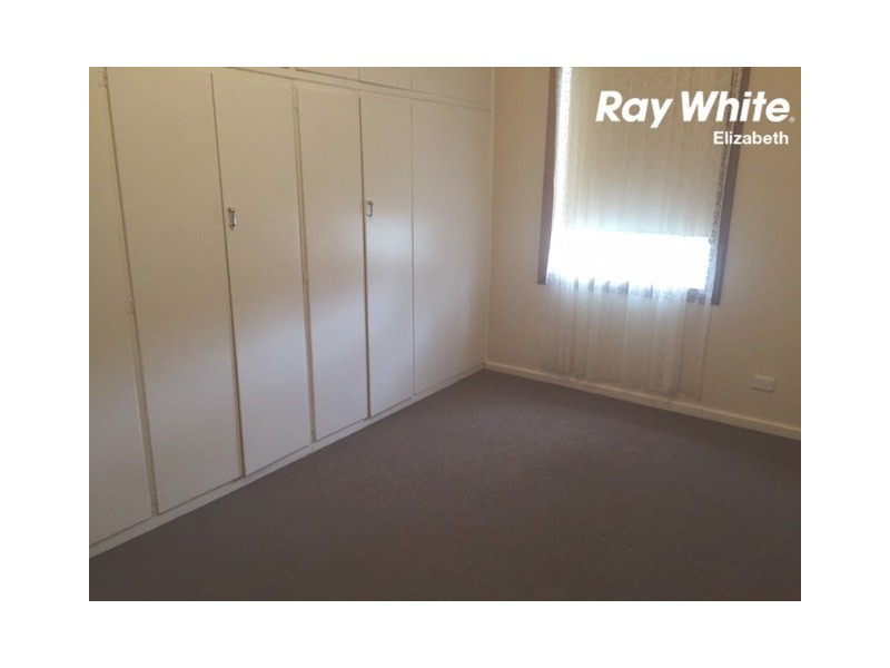 11 Clapton Street, Elizabeth Vale SA 5112