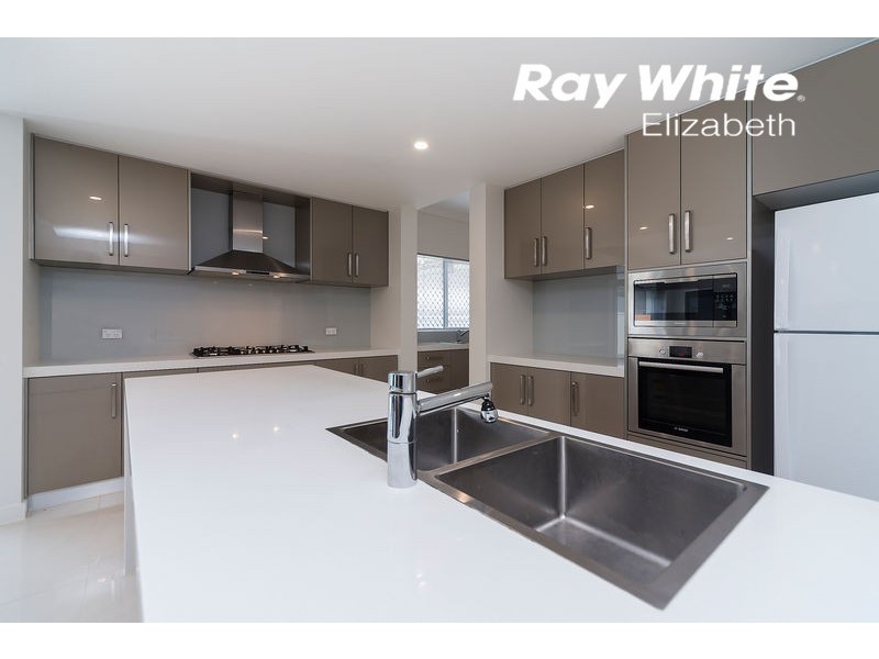 4 Eyre Circuit, Penfield SA 5121