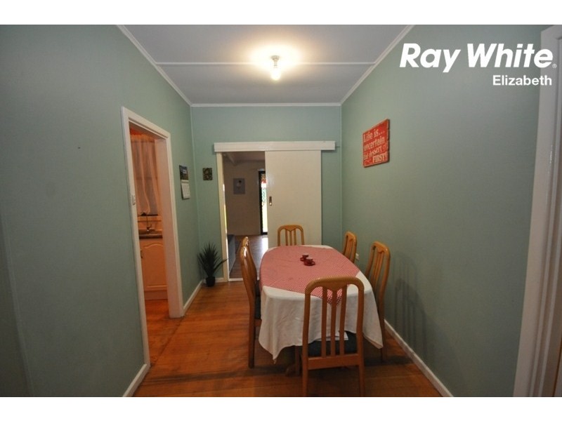 10 Manningford Road, Elizabeth South SA 5112