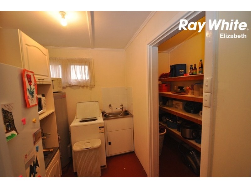 10 Manningford Road, Elizabeth South SA 5112