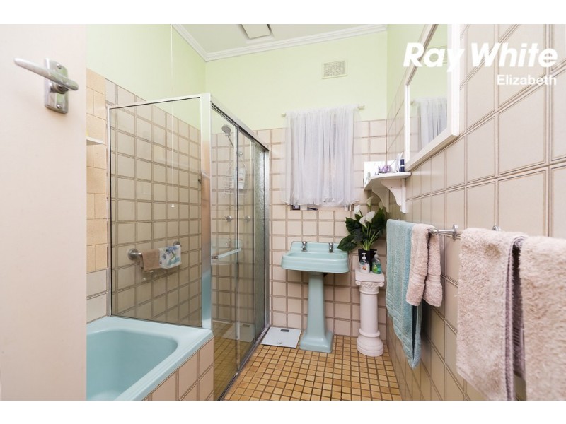 56 Hamblynn Road, Elizabeth Downs SA 5113