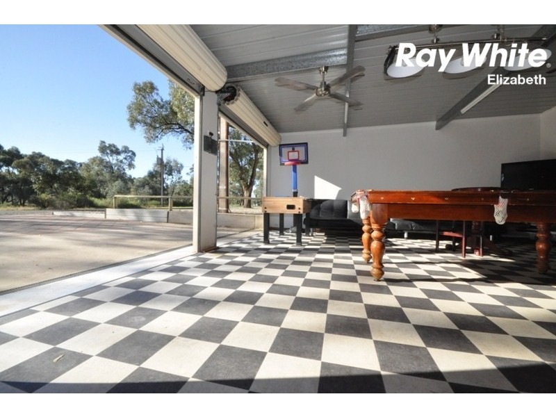 96 Page Drive, Blanchetown SA 5357