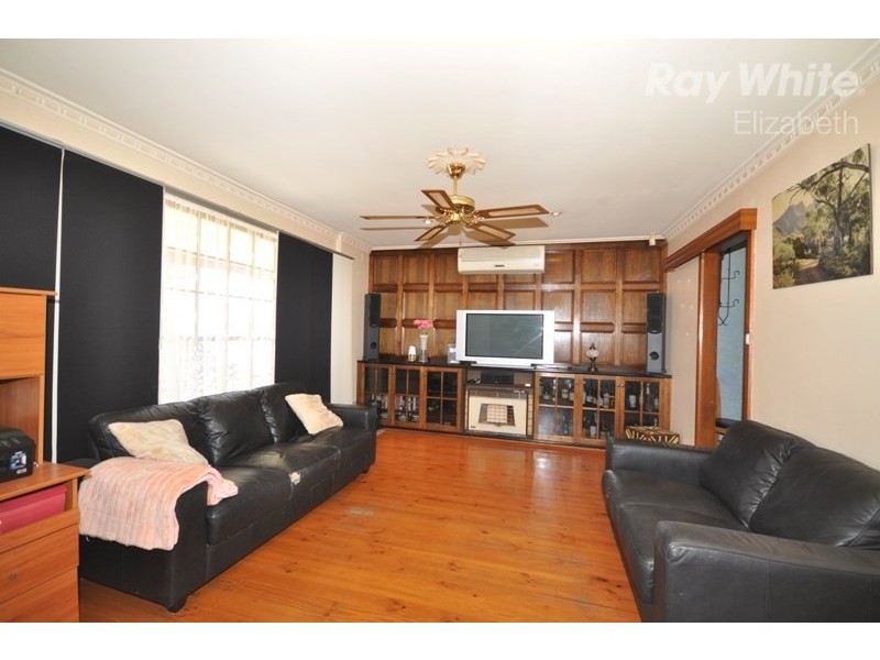 4 Blyth Avenue, Parafield Gardens SA 5107