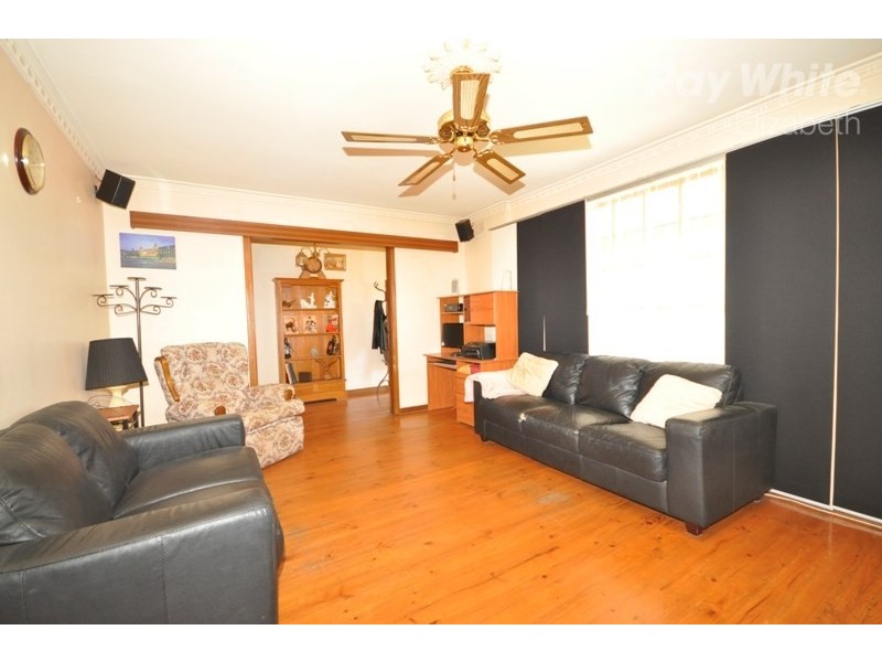 4 Blyth Avenue, Parafield Gardens SA 5107