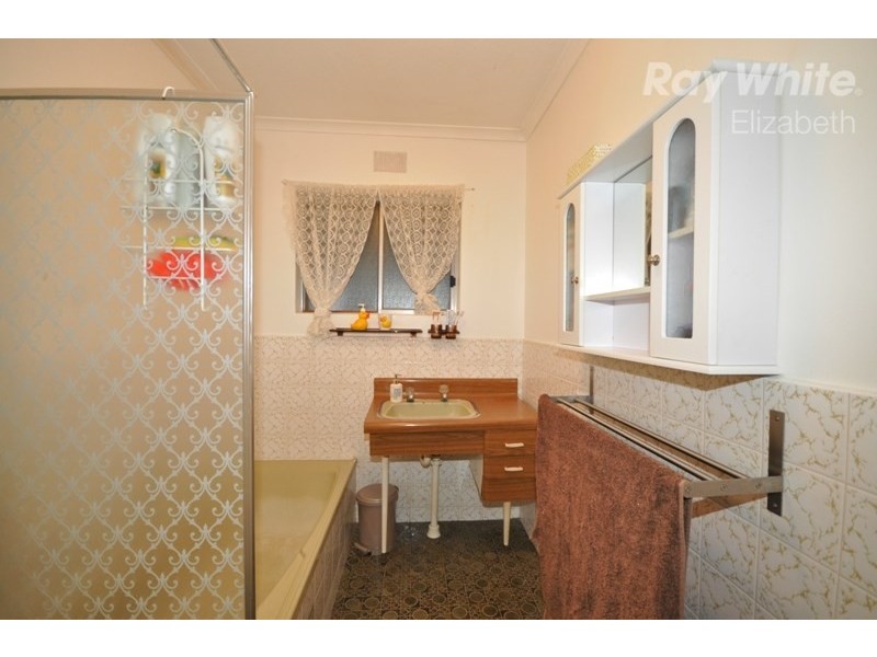 4 Blyth Avenue, Parafield Gardens SA 5107