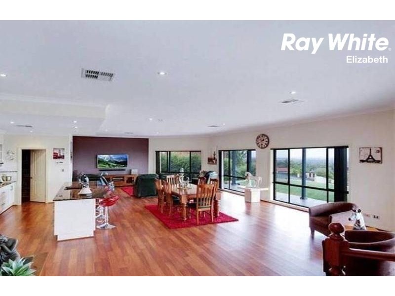 19 Modra Circuit, Hillbank SA 5112