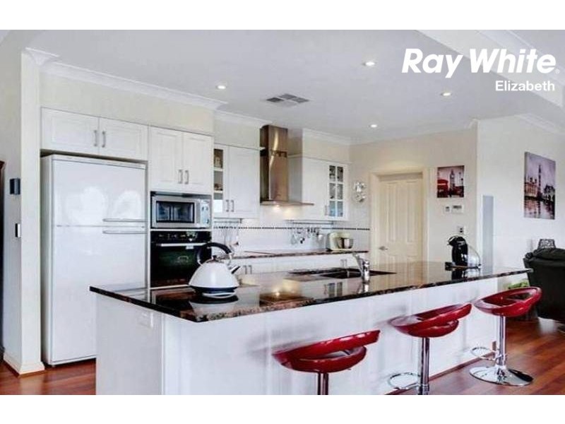 19 Modra Circuit, Hillbank SA 5112