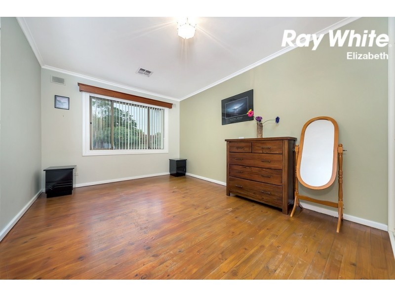 4 Karong Avenue, Brahma Lodge SA 5109